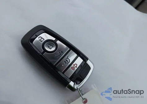 2025 Ford Mustang Mach-E Select z USA, uszkodzony, nr VIN 3FMTK1S54SMA04926